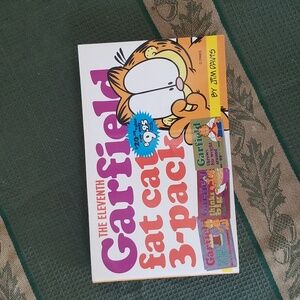 📚GARFIELD FAT CAT 3-PACK BOOK
